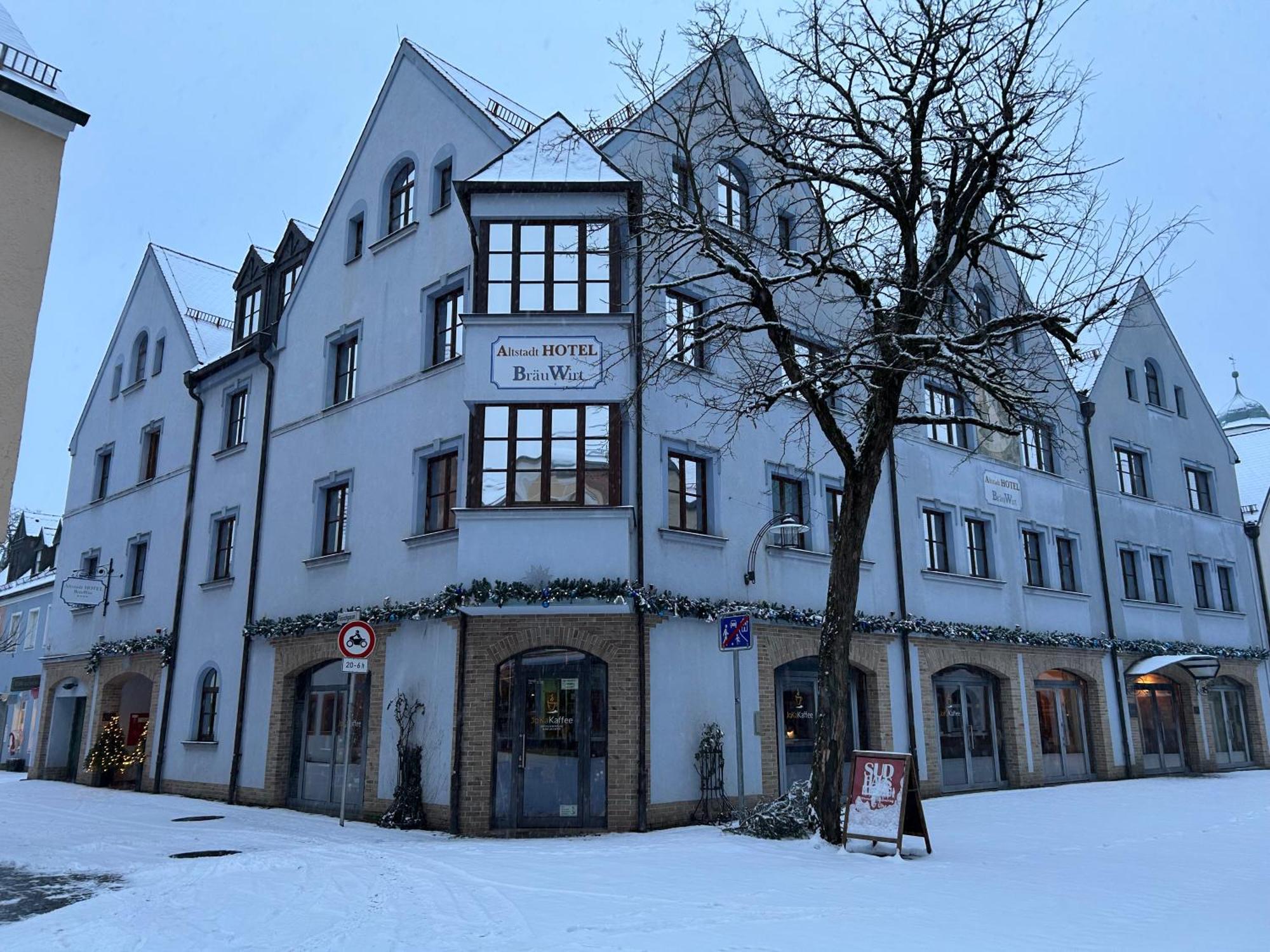 Altstadthotel Braeuwirt Weiden in der Oberpfalz Exterior foto